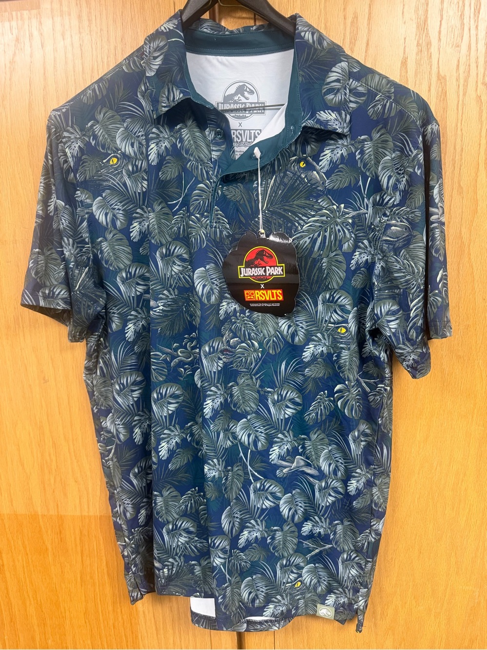 NWT RSVLTS Jurassic Park ‘Clever Girl' All-Day Polo - size large L - Picture 2 of 3